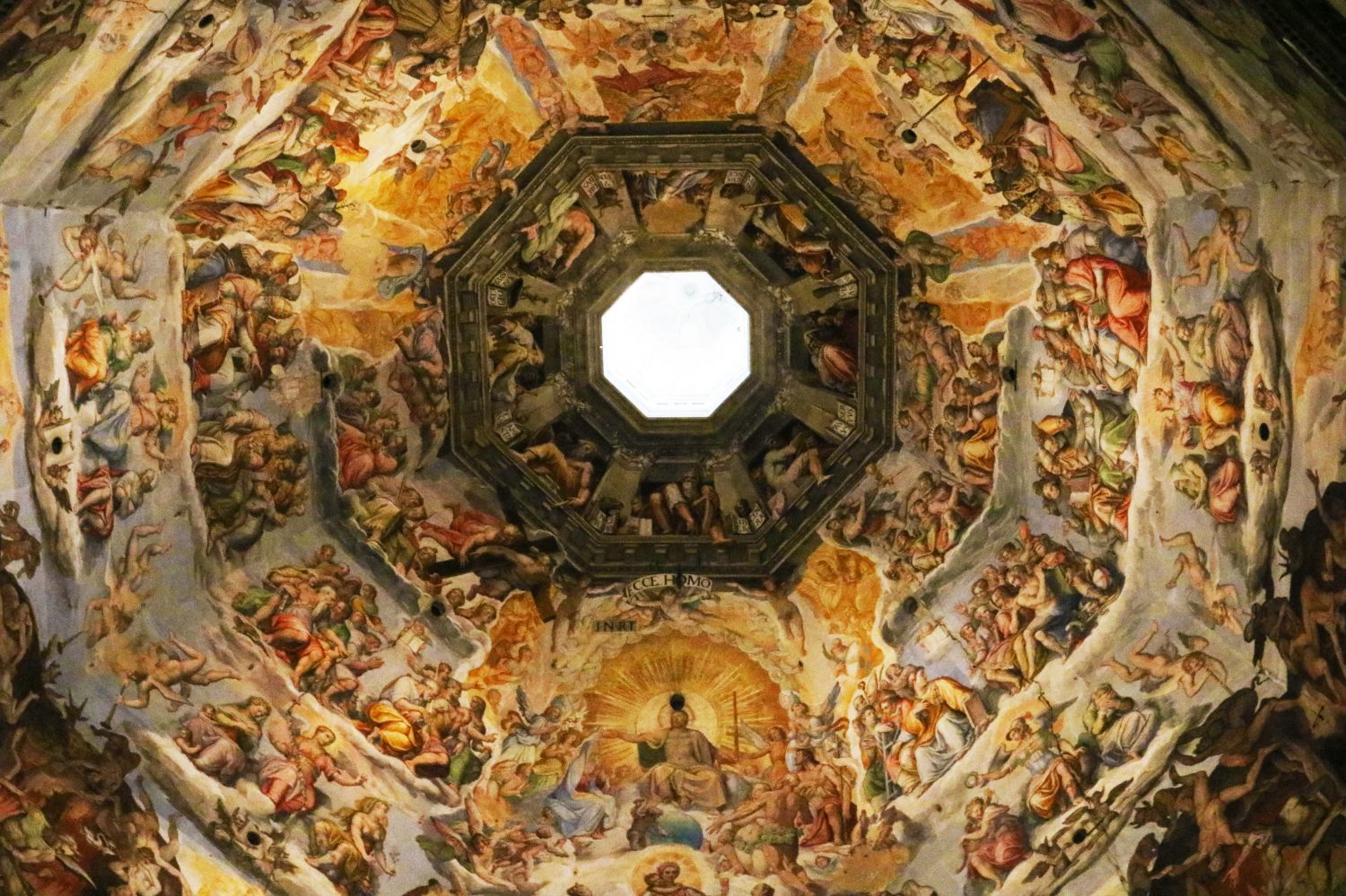 Lo Gnomone - uno strumento scientifico all'interno della casa di Dio